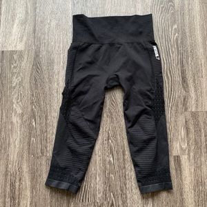 Energy Seamless High Waisted Cropped Leggings
